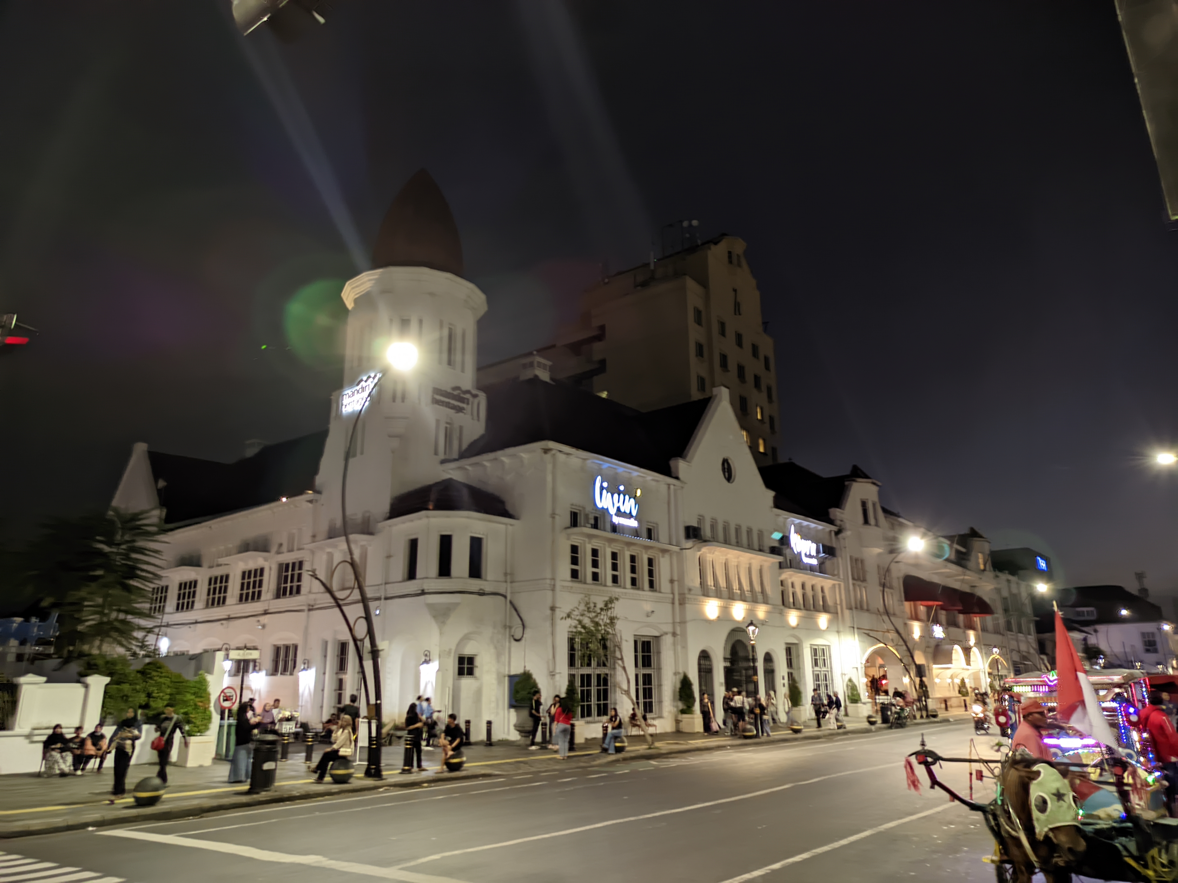 Bank Mandiri Heritage Building Tunjungan